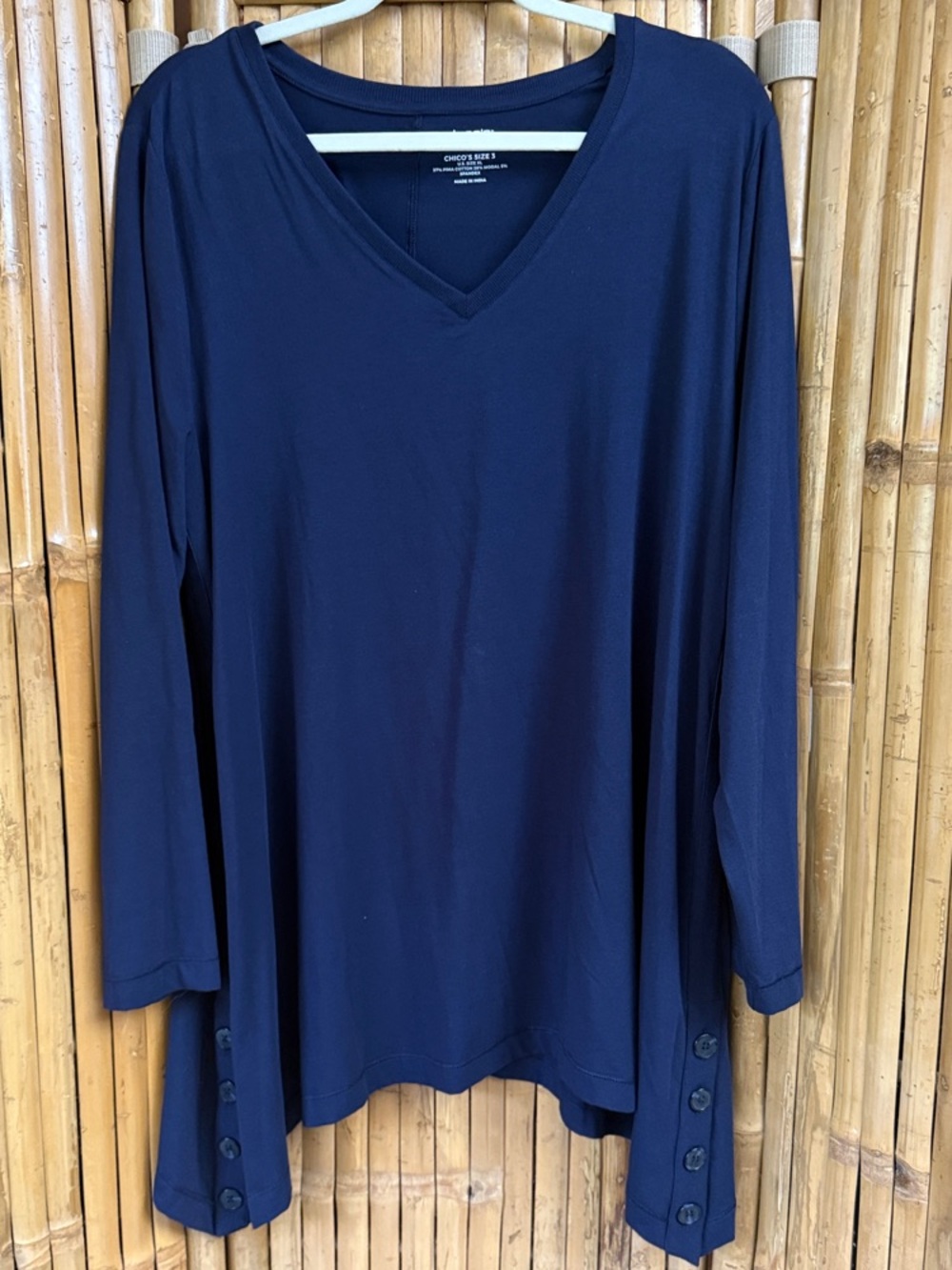 Chico's Deep Navy V-Neck Long Sleeve Tunic with Side Buttons        Size 3 (XL)